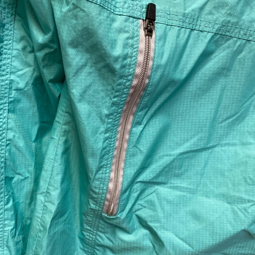 Rain jacket - Picture 8 of 9